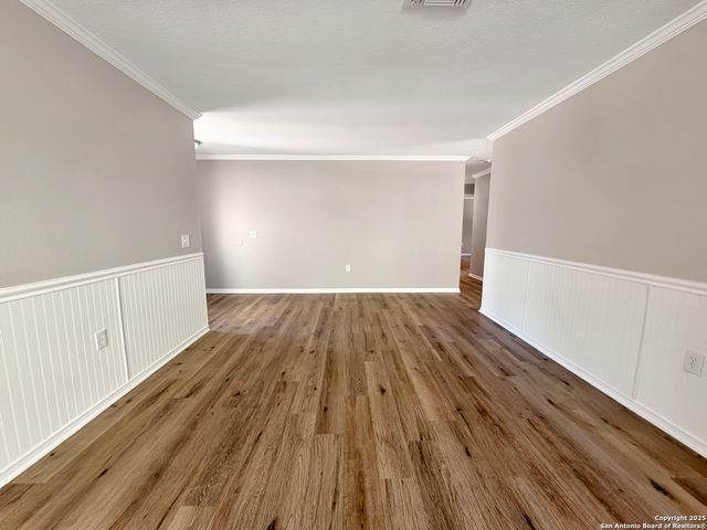 8111 Bowens Crossing, San Antonio, TX 78250