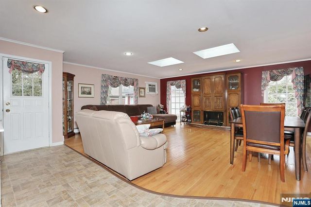 295 Rock Road, Glen Rock, NJ 07452