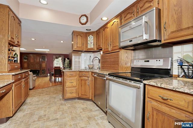 295 Rock Road, Glen Rock, NJ 07452