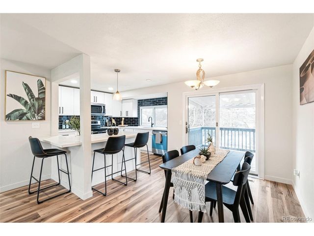 1221 Eagle St, Aurora, CO 80011