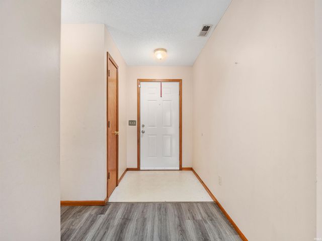 5514 Senna Drive, Fort Wayne, IN 46804