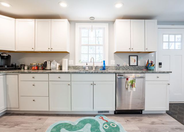 81 Dover Road, Durham, NH 03824