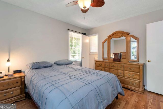 1847 Oak Ridge Lane, Lawrenceville, GA 30044