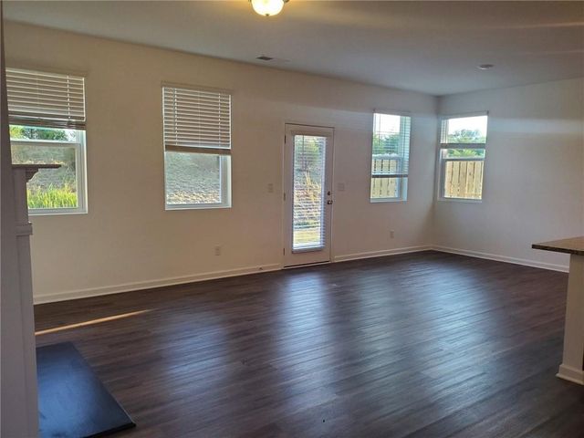 5745 Thornton Drive, Cumming, GA 30028