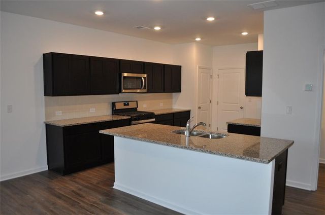 5745 Thornton Drive, Cumming, GA 30028