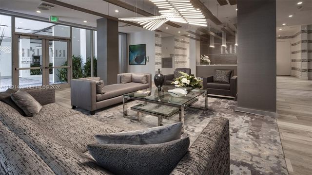 1170 NW 11th St A-119, Miami, FL 33136