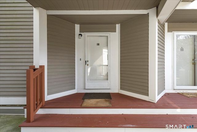 13 Harbour Close 13, New Haven, CT 06519