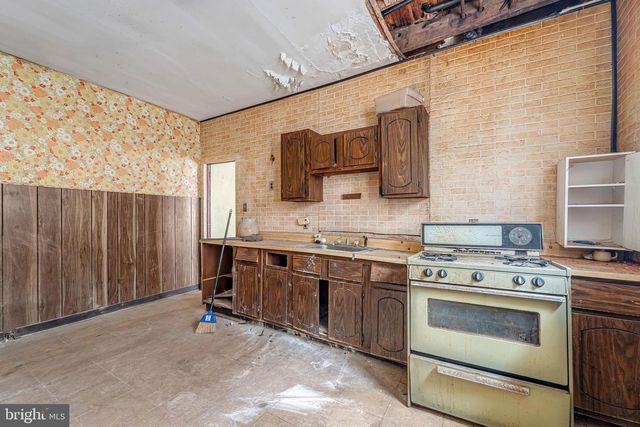 1367 KENWOOD AVE, Camden, NJ 08103