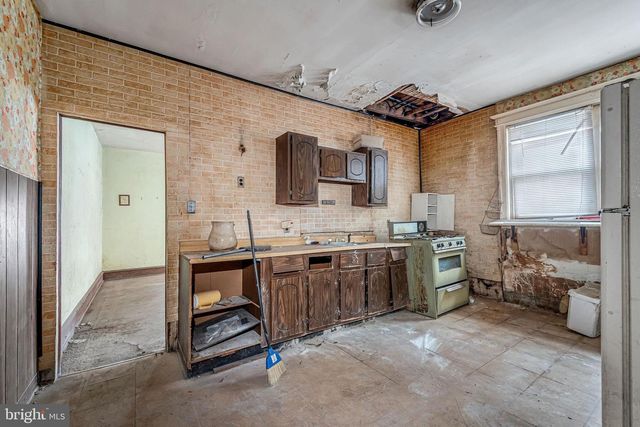 1367 KENWOOD AVE, Camden, NJ 08103