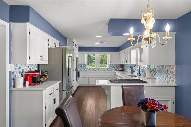 871 Cazey Loop, Franklin, TX 77856