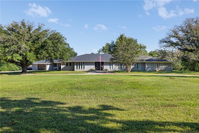 871 Cazey Loop, Franklin, TX 77856