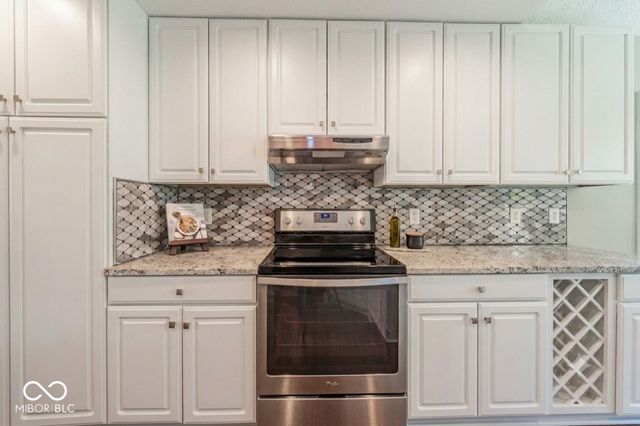 569 Melark Drive, Carmel, IN 46032