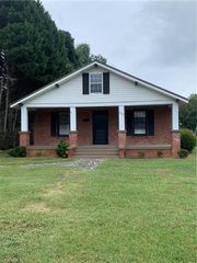 239 Wilkesboro Street, Mocksville, NC 27028