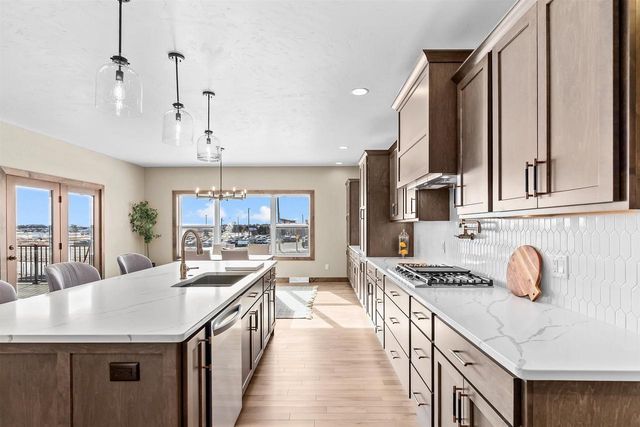 1308 MEADOW PARK DRIVE, Greenville, WI 54942