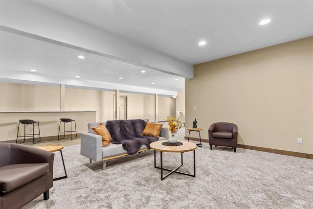 1308 MEADOW PARK DRIVE, Greenville, WI 54942