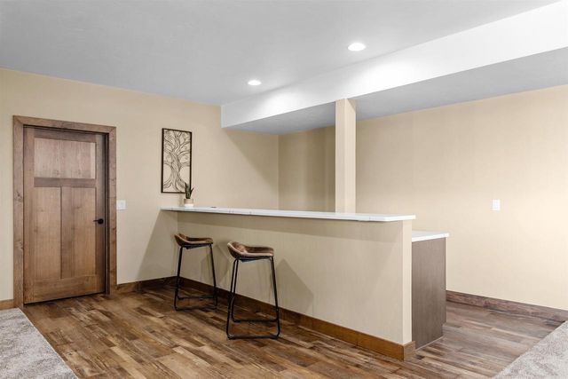 1308 MEADOW PARK DRIVE, Greenville, WI 54942