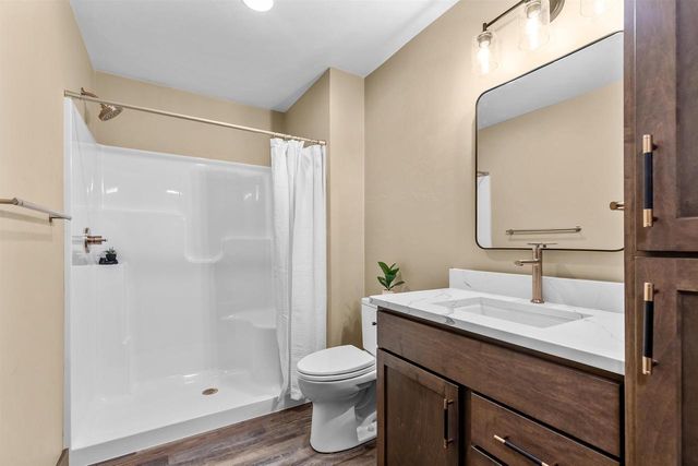 1308 MEADOW PARK DRIVE, Greenville, WI 54942