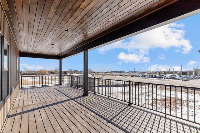 1308 MEADOW PARK DRIVE, Greenville, WI 54942