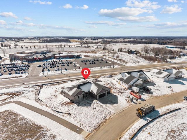 1308 MEADOW PARK DRIVE, Greenville, WI 54942