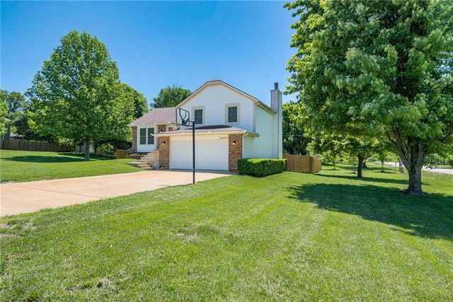 21475 W 181st Terrace, Olathe, KS 66062
