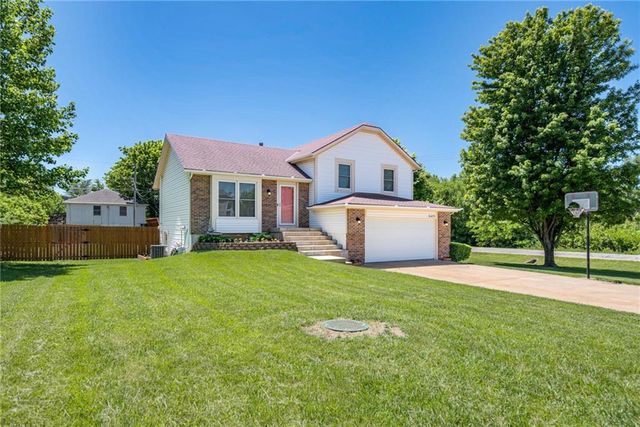 21475 W 181st Terrace, Olathe, KS 66062
