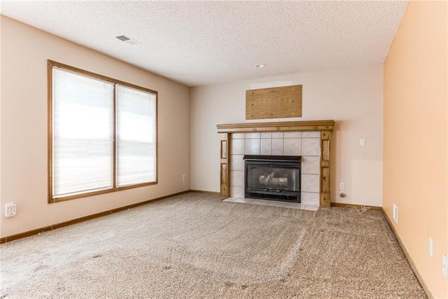 21475 W 181st Terrace, Olathe, KS 66062