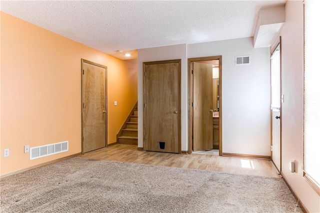 21475 W 181st Terrace, Olathe, KS 66062