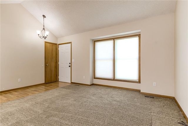 21475 W 181st Terrace, Olathe, KS 66062