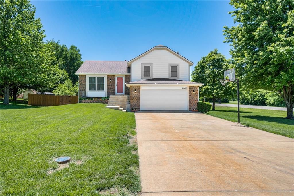 21475 W 181st Terrace, Olathe, KS 66062