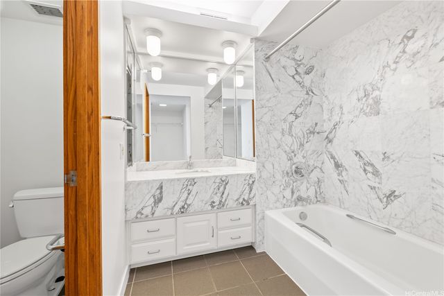 1330 Ala Moana Boulevard 2905, Honolulu, HI 96814