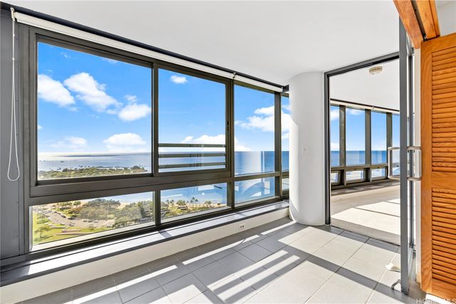 1330 Ala Moana Boulevard 2905, Honolulu, HI 96814