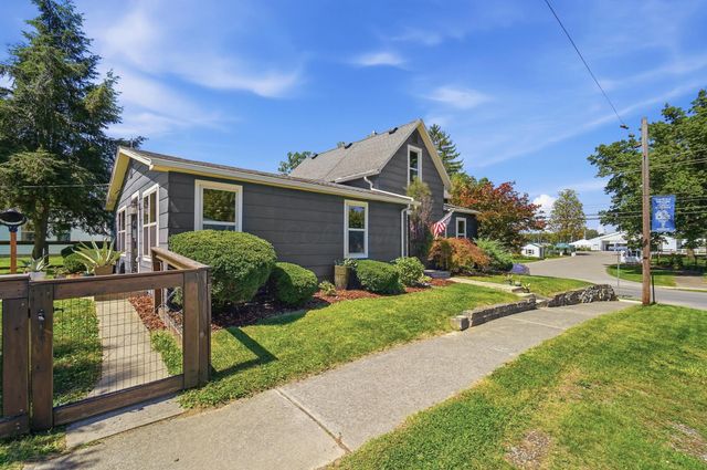 243 Pennsylvania Avenue, Delaware, OH 43015