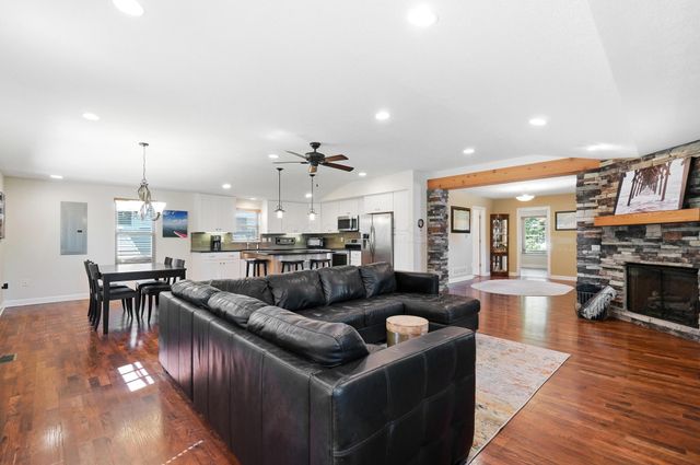 243 Pennsylvania Avenue, Delaware, OH 43015