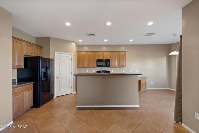 3465 W Wing Tip Drive, Marana, AZ 85658