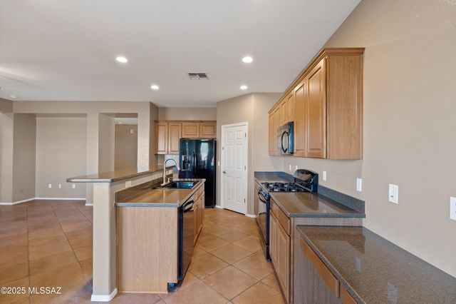 3465 W Wing Tip Drive, Marana, AZ 85658