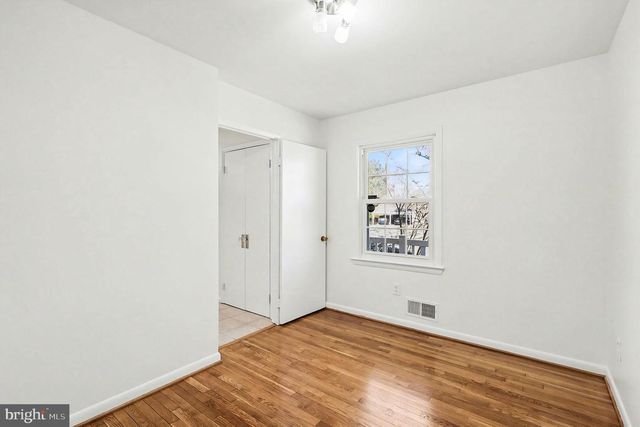 14921 BAUER DR, Rockville, MD 20853