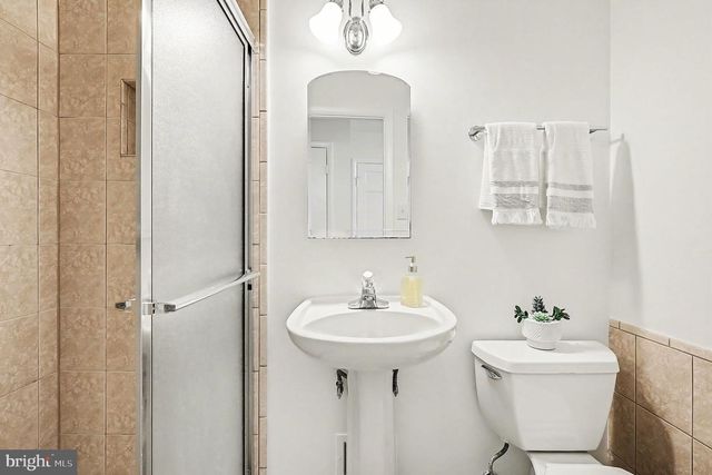 14921 BAUER DR, Rockville, MD 20853