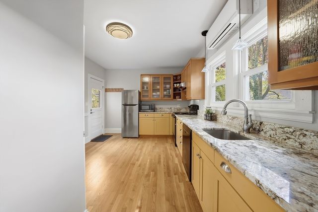 45 Sunset Rd, Arlington, MA 02474