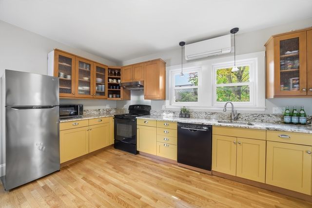 45 Sunset Rd, Arlington, MA 02474