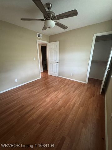 1204 N Davis Street, Lavaca, AR 72941