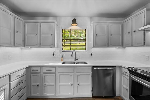 1104 Maria Drive, Harrison, AR 72601