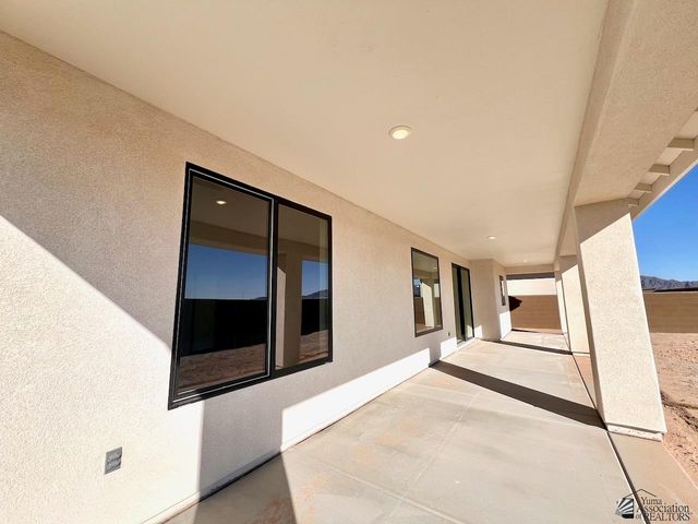 11439 E 42 St, Yuma, AZ 85367