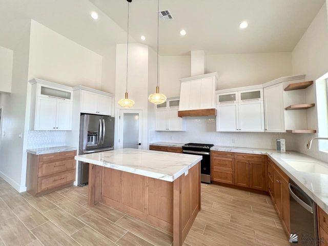 11439 E 42 St, Yuma, AZ 85367