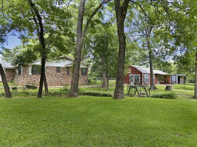 830 Layne Drive, Denison, TX 75020