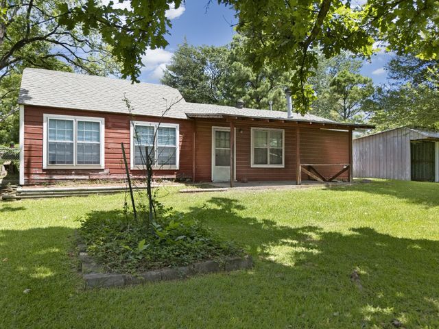 830 Layne Drive, Denison, TX 75020