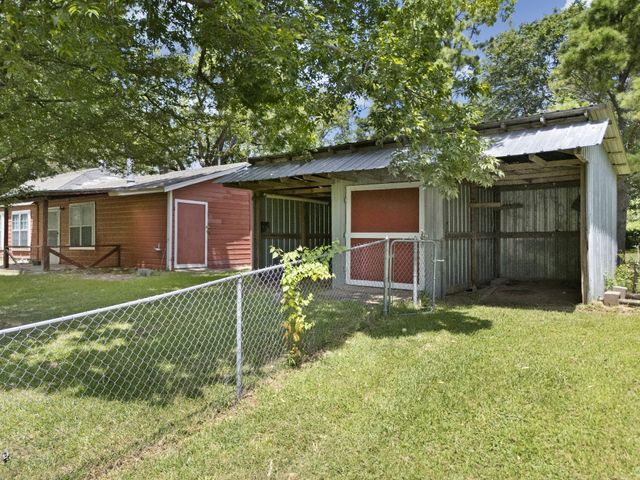 830 Layne Drive, Denison, TX 75020