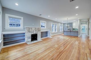 2610 White Oak Drive, Houston, TX 77009