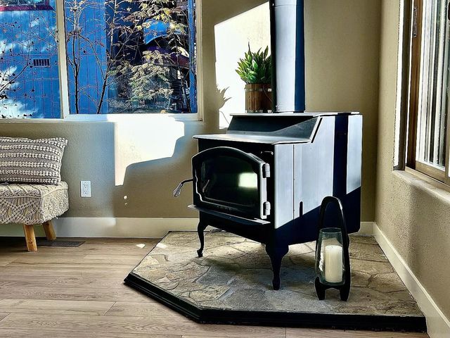 8682 N Dolly Varden Avenue, Kings Beach, CA 96143