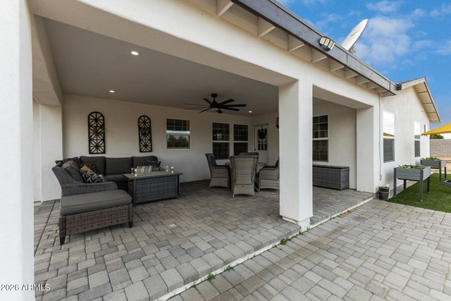 16732 W White Wing Road, Surprise, AZ 85387