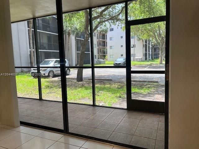8540 SW 133rd Ave Rd 123, Miami, FL 33183
